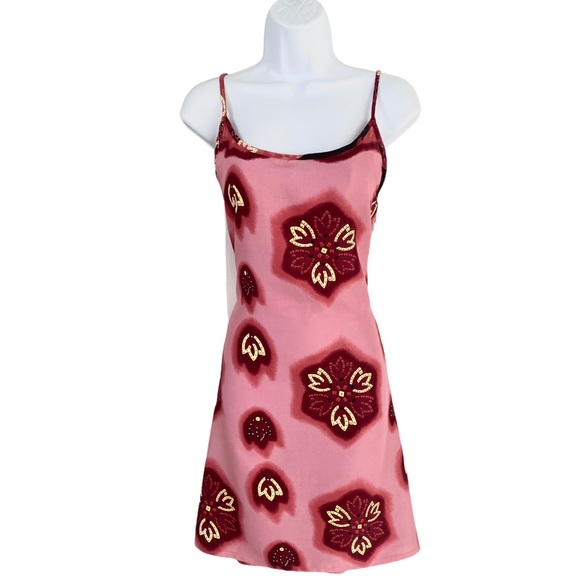 CocoWalk • Printed Tie Back Dress - Picture 1 of 6